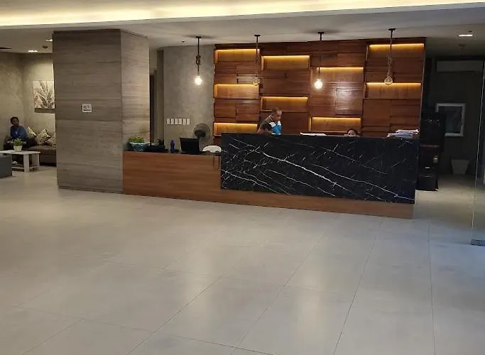 Sea View Near Ayala Mall With Pool And Fast Wifi Apartment