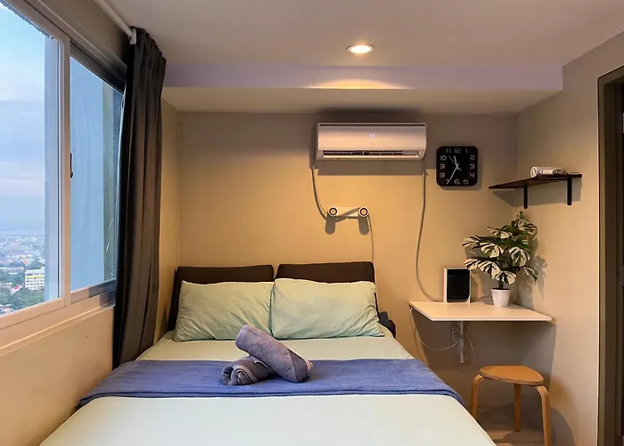 Sea View Near Ayala Mall With Pool And Fast Wifi Apartment Cebu